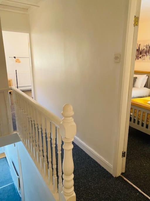 Вилла Goldcroft Abertillery Экстерьер фото